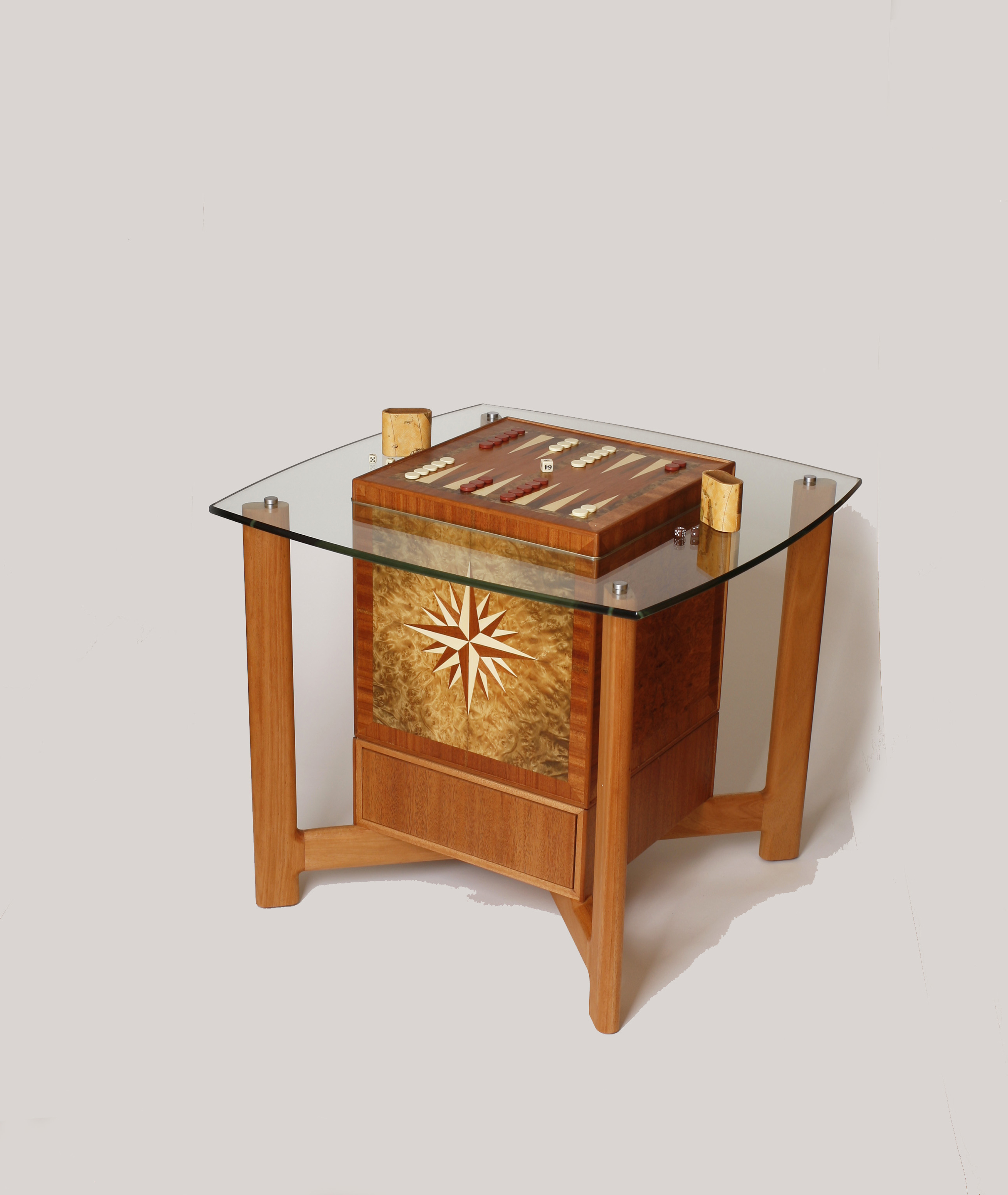 Susi Qube Game Table